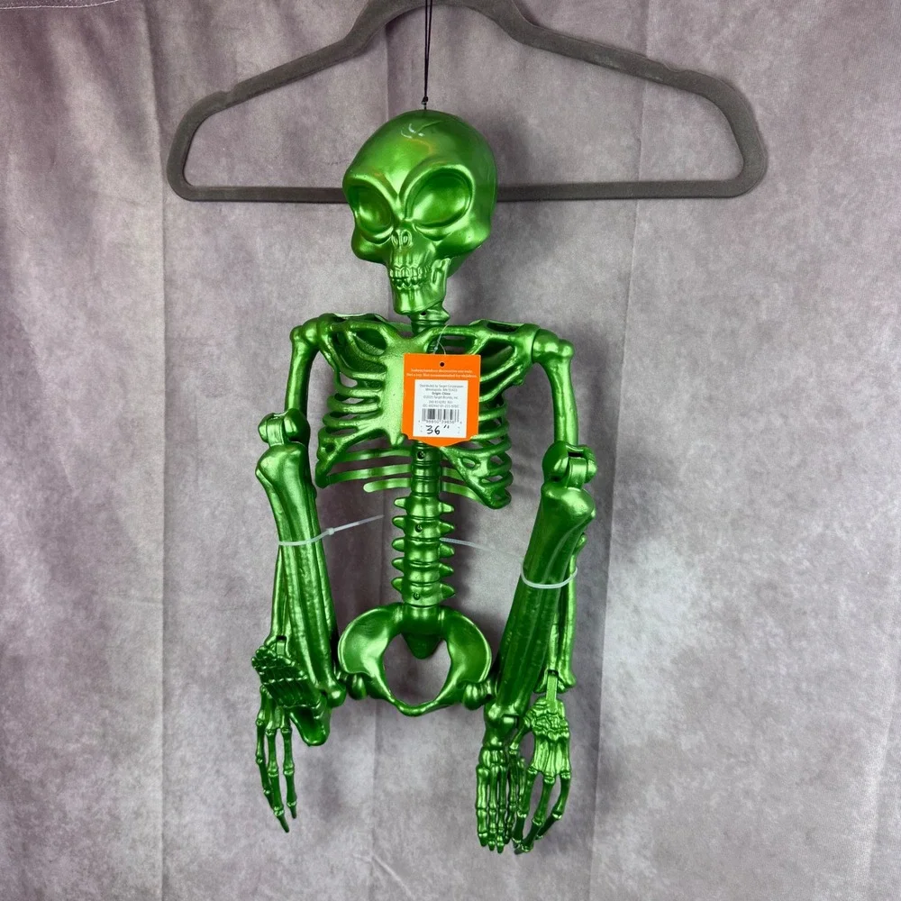 Target Hyde & EEK Boutique 36 Inch Alien Skeleton Green Metallic Halloween Decor